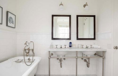 Oceanstone by Rove Travel - Villa with Pool & Beach Access - Foto 43