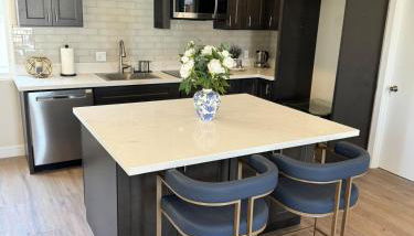 cozy & Elegant Torrance Apartment with balcony - Foto 2