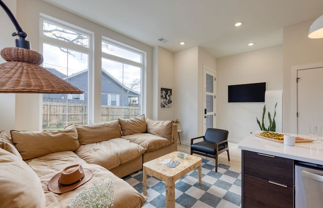 The Stage by Avantstay Chic 4bdr w Covered Balcony Modern Newly Built - Photo 9