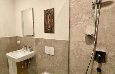 NEU Goldstadt Gallery City Suite Zentrum Pforzheim am Schlössle - Foto 34