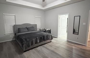 Stunning 3BR Home Near Downtown Houston - Sleeps 8 - Foto 71