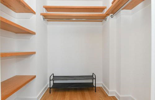 Opulent 2BR Duplex - Iconic Midtown Views - Foto 36