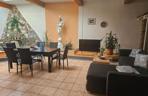 200qm Work and Stay 4 Schlafzimmer jedes Zimmer mit eigenem Badezimmer, Neu Modernisiert - Foto 1