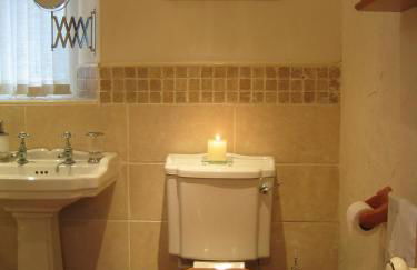 Rock Cottage - Log burners and jacuzzi bath - Foto 18