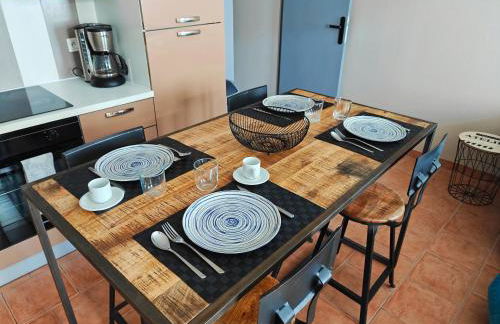 Maison de plain-pied avec un grand jardin - Photo 13