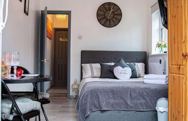 1-bed Apartment With Private hot Tub, Sauna & gym - Foto 3