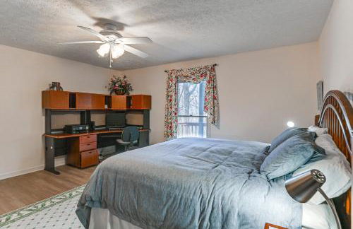 Deck and Community Perks Sky Valley Home! - Foto 24