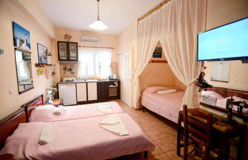 Ikaria Studios - Photo 29