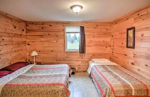 Charming Four-Bedroom Cabin Rental near Long Lake in Aroostook County, Maine - Foto 20