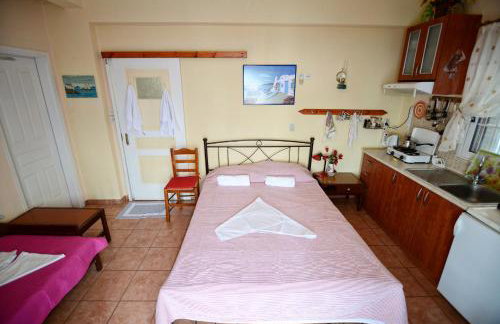 Ikaria Studios - Photo 20