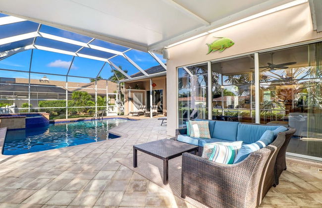 Cape Coral Pool Home With Boat Lift, Access to Gulf - Foto 19