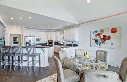 Lucky's Lake House by Avantstay Private Lake Bar - Photo 42