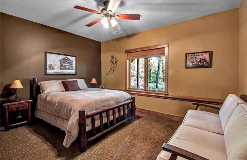 Luxurious Chalet! Hot-tub, Bonfire & Ideal Location for Skiing & Town - Foto 20