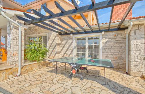 Charming villa Oliva with 4 bedrooms near the wonderful village of Fazana - Foto 17