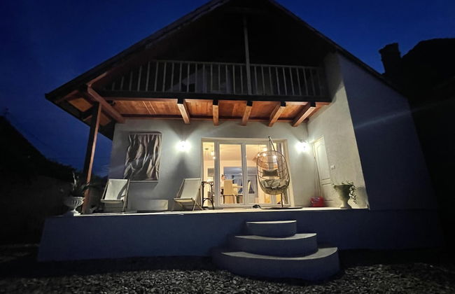 Impeccable 2-bed House in Albești - Foto 39