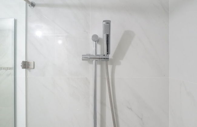 Stylish Studio Apartment Connected to Ciputra World Mall at The Vertu - Foto 11