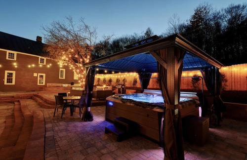 Majestic views Hot tub Firepit Games Sleeps 14 - Foto 15