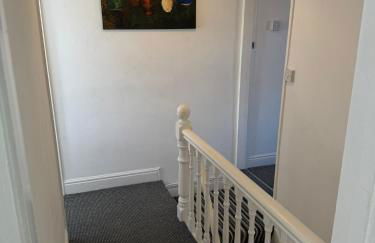 Lincoln 3BR Townhouse 6 Beds Close to CityCentre - Foto 16