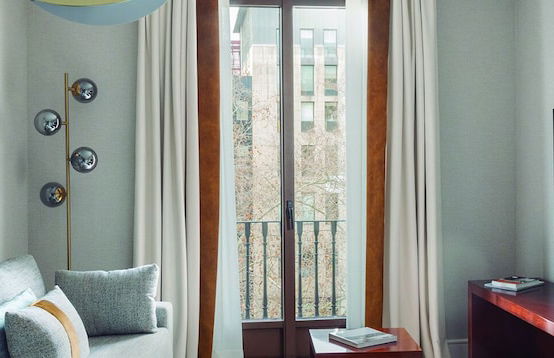 Suites Center Barcelona - Foto 1