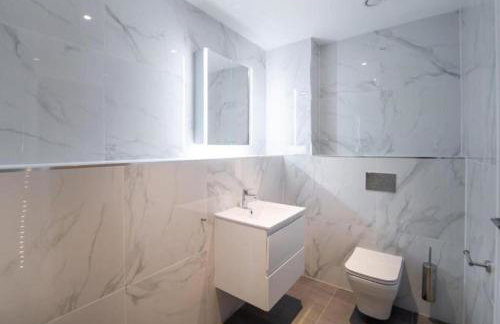 Paragon by The Heim - Photo 17