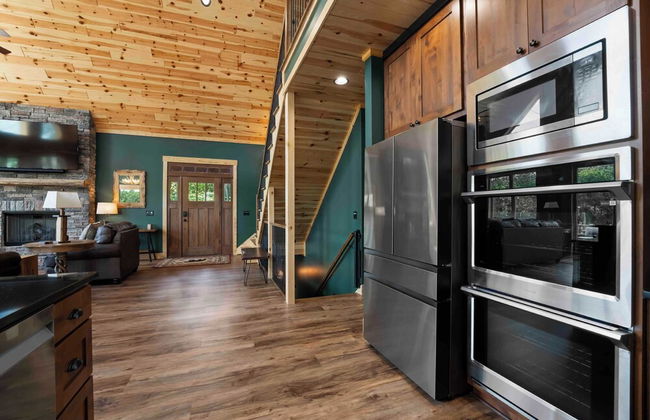 Black Bear & Blue Heron by Avantstay 2 Lakefront Homes, Sleeps 43 Pool, Dock, Theater - Foto 77