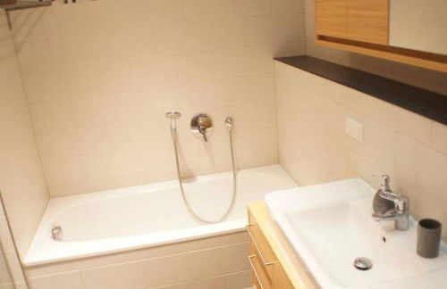 Einzelnwohnung mit eigenem Eingang - Foto 7