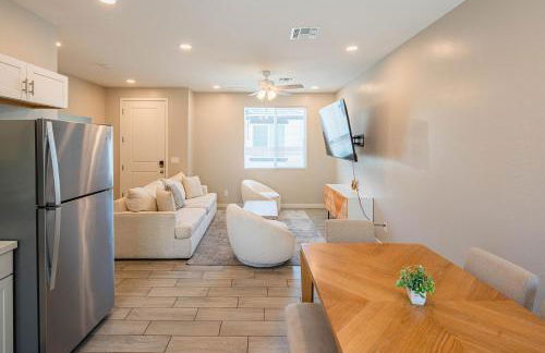 Serene 2BR Home with Premium Beds - Foto 49