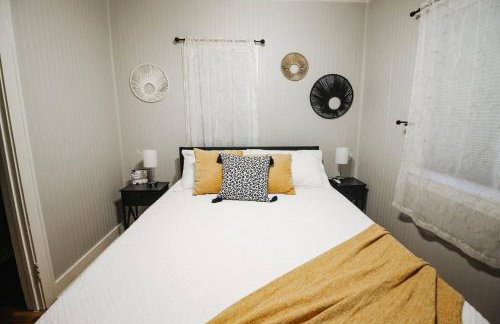 Central Location. Fenced Yard W Washer and Dryer - Foto 7