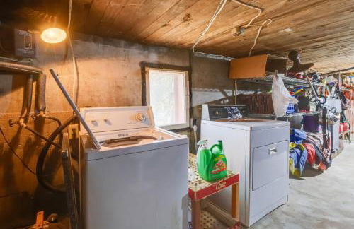 Swim Dock and Views Lakefront Afton Vacation Rental - Foto 20