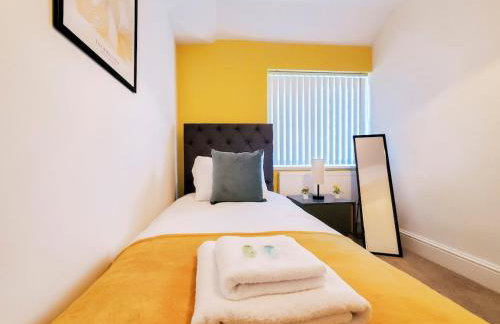 Spacious 3 Bedroom Home - Near Nec, Birmingham Airport & Solihull - Foto 10