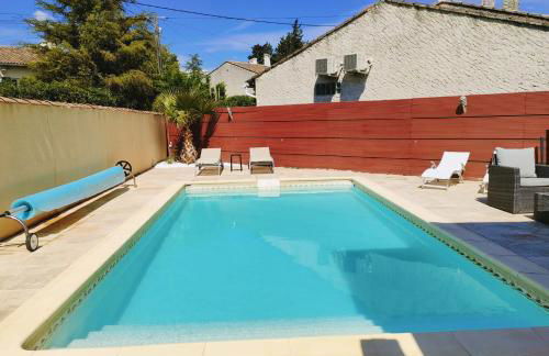 Appart 1 ch rénové avec piscine - Photo 5