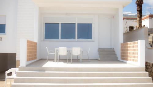Vistas y terraza panorámica frente al mar en Denia, Las Rotas - Photo 5