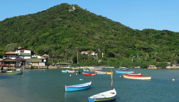 Natural landscapes of Guarda do Embaú
