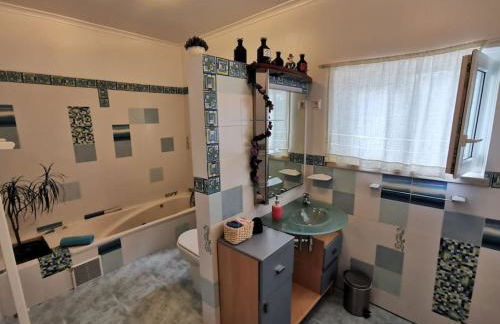 Cantinho da Alice Family Villa - Foto 25