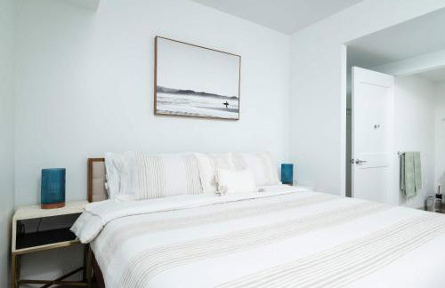 Central 1BR Apartment Assembly Square Pool Gym Parking Sleep 5 - Foto 10