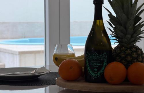 Luxury Oasis With Private Pool & Parking - Foto 4