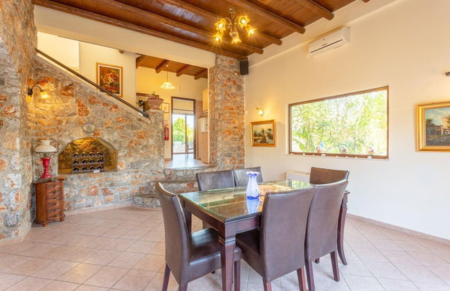 Villa Melina Private Pool Walk to Beach Sea Views A C Wifi Car Not Required - 1605 - Foto 3