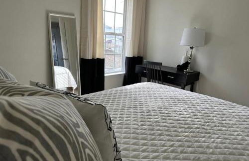 Vine City Home - Duplex - 3 Mins From GWCC & Mercedes- Benz Stadium - Foto 12