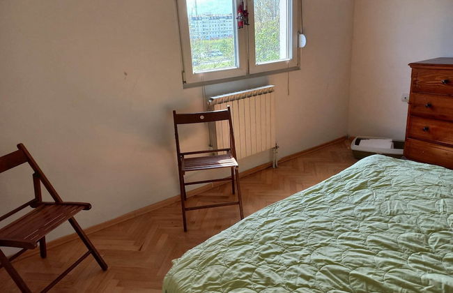 Stunning Color 1-bed Apartment in Skopje - Photo 5