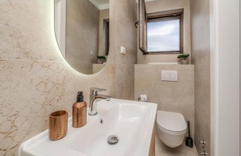 4 Bedroom Cozy Home In Jovici - Photo 42