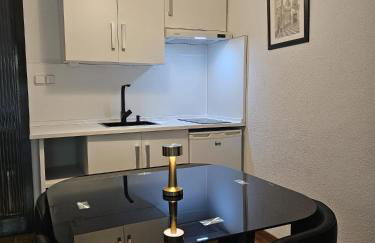 Two-bedroom apartment, central location, with terrace, WiFi, and metro nearby - Photo 28