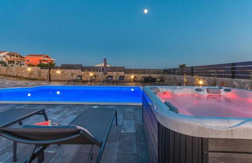 Amazing Home In Sukosan With Wifi - Foto 20