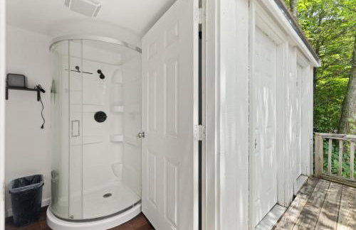 Premium Creekside Cabin Hot Tub, Red River Gorge - Foto 2