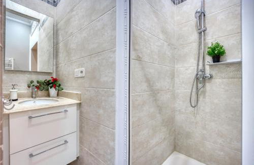 Galeries LaFayette - 7 bedrooms - lift - aircon - Foto 30