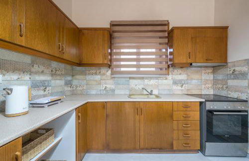 In the center of Messolonghi - Photo 60