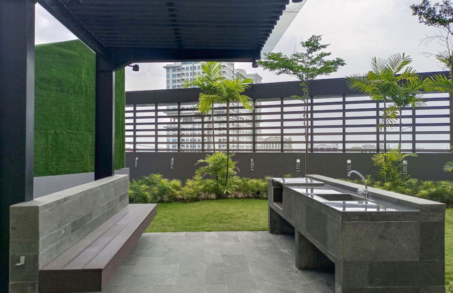 Minimalist And Comfort Studio Podomoro City Deli Medan Apartment - Foto 17