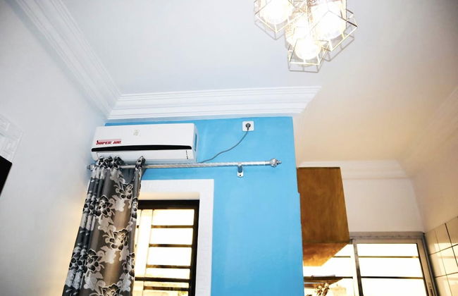 1 Bed Studio Sleeps 2 - Canal Views, Balcony, Wifi - Foto 5