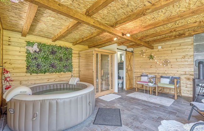 Rural House With Wellness - Photo 35