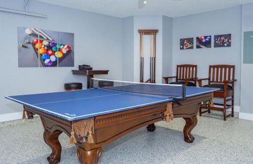 Phenomenal 7BR 4 Master Suites Southeast Pool Hot Tub Gas BBQ 2 Miles to Disney - Foto 9