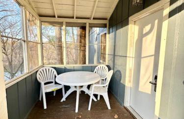 Cottage 4- Lees Ford Marina - Photo 6